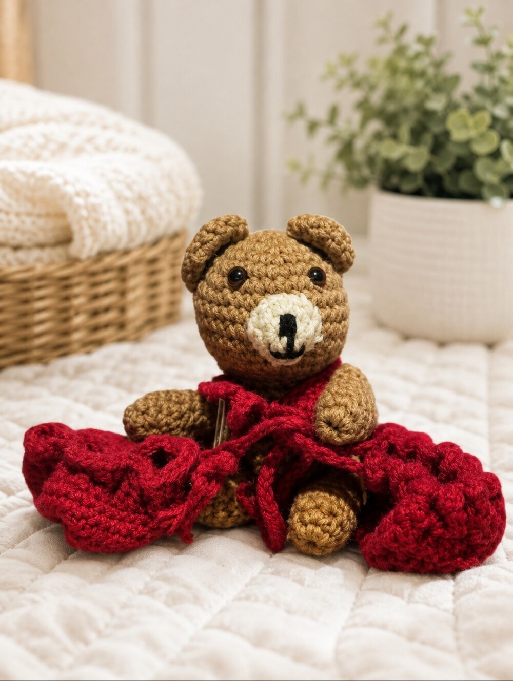 🧸 Handmade Crochet Teddy Bear with Red Mittens / Bags – Adorable Gift